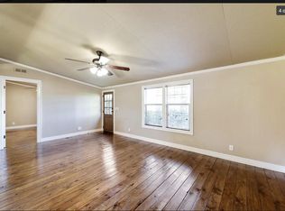 703 Roselea Dr, Llano, TX 78609