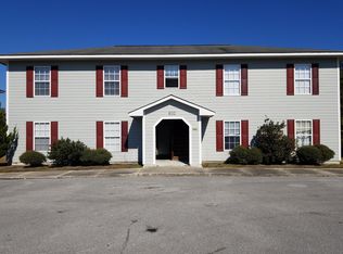 500 Hammock Ln APT 3, Jacksonville, NC 28546