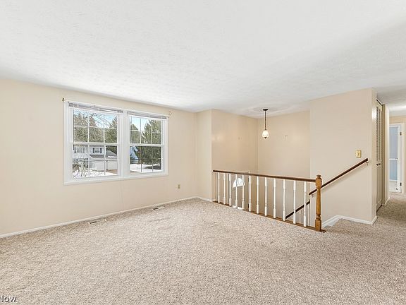 3rd image of 4704 Red Willow Rd