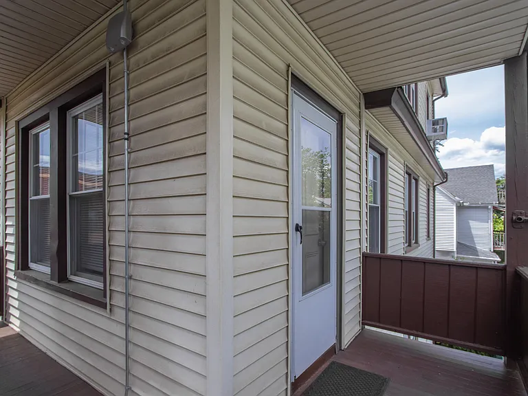 8 Ivy Ave #2 — Photo 35