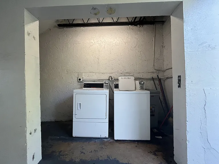 1610 N 25th St #1 — Photo 15