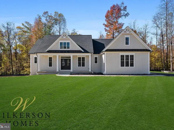 5879 Hardwick Ct, Hughesville, MD 20637