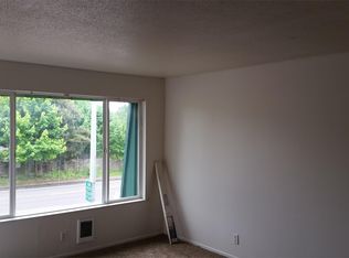 3217-3299 Center Street Northeast - 3293, Salem, OR 97301