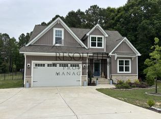 30 Satinwing Ct, Youngsville, NC 27596