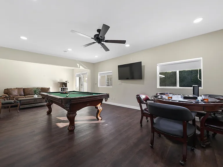 725 S Mountain View Dr — Photo 15