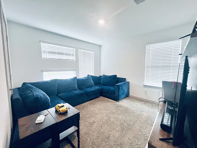 28926 Yukon River Ct — Photo 12