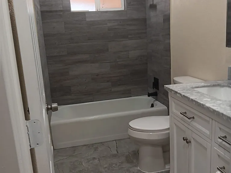16135 Pine St — Photo 9