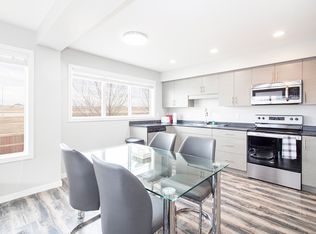 Lumen Townhomes, Winnipeg, MB R3Y 0W1