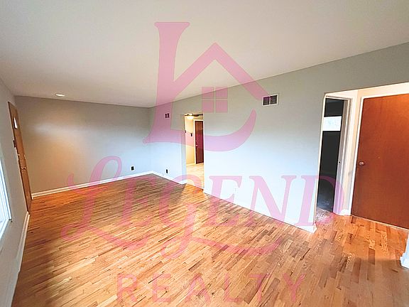 4th image of 4323 Creelman Pl