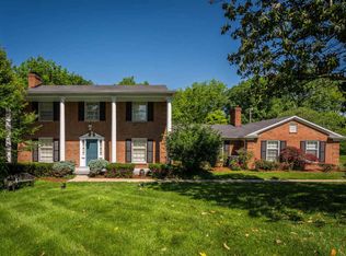 5500 Hidden Rd, Louisville, KY 40291