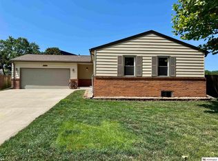 2533 Ammon Ave, Lincoln, NE 68507
