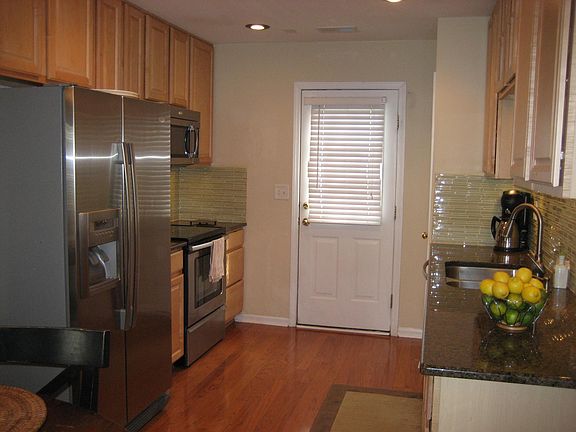 2nd image of 3335 Weston St