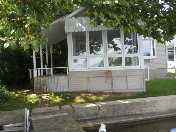 1317 Ewing Rd, Rochester, IN 46975