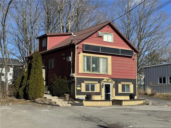 61 Main St #59, Fredericton, NB E3A 1C2