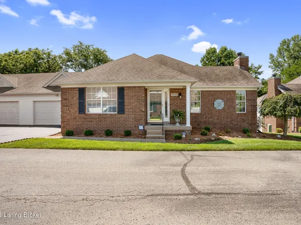 8303 Eagle Creek Dr, Lyndon, KY 40222
