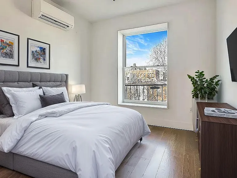 473 Park Pl #6C — Photo 4