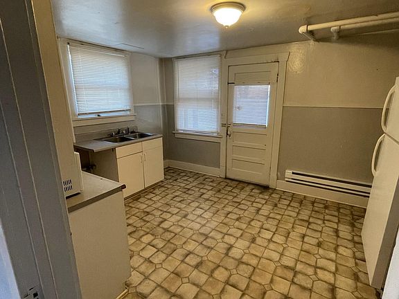 4th image of 93 2nd St #3