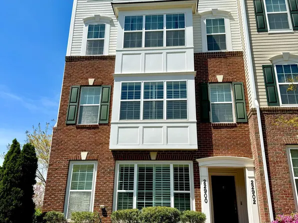 22902 Newcut Rd #3172, Clarksburg, MD 20871