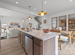 7635 Ethora Way, Charlotte, NC 28216