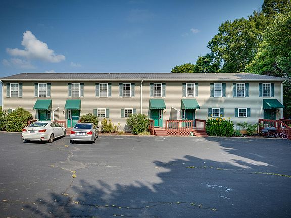 3rd image of 2238 Forest Acres Dr #0