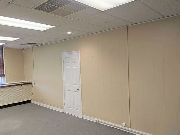 4th image of 510-516 Bloomfield Ave Office 1