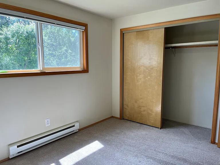 865 3rd Ave NW #4 — Photo 9