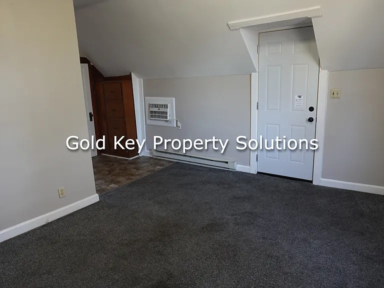 2704 Chase St. Anderson, IN. 46016 — Photo 9