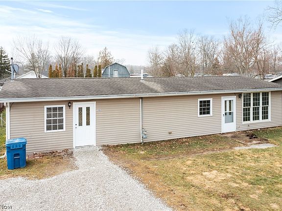 2nd image of 12452 Island Rd