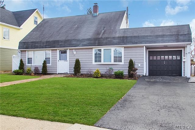1st image of 26 Birch Ln