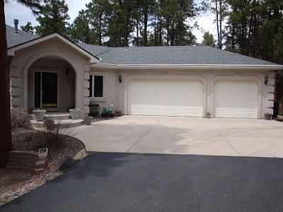 3 car finished garage side doo