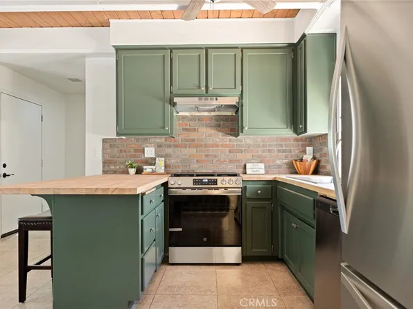 531 Rose Ln, Twin Peaks, CA 92391