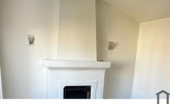 3rd image of 1136 W 64th St