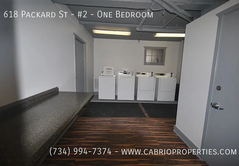 618 Packard St — Photo 13