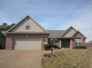 4620 Clint Cir, Newburgh, IN 47630