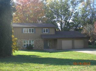 302 S Washington St, Huntingburg, IN 47542