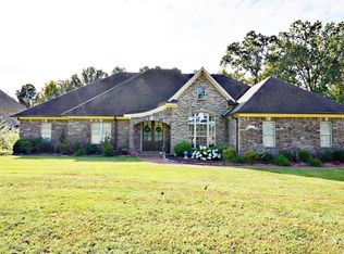 3077 Bridge Moore Dr, Nesbit, MS 38651