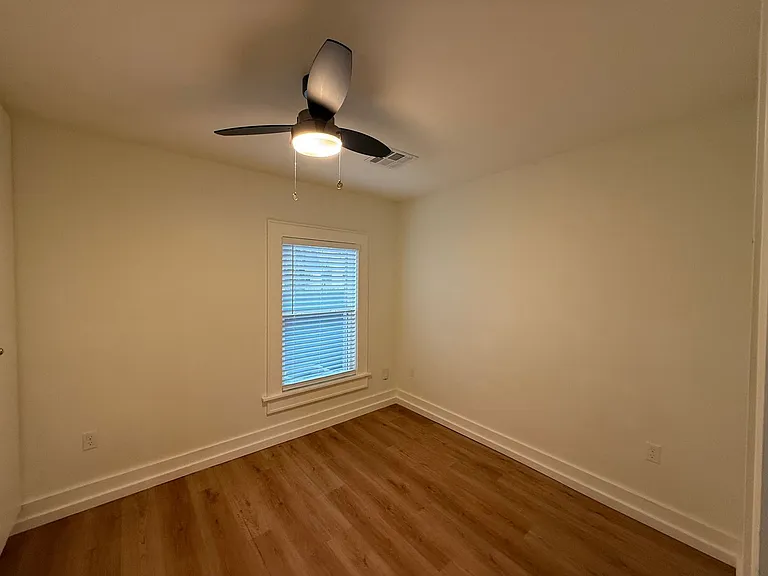 1203 Military Ct — Photo 14