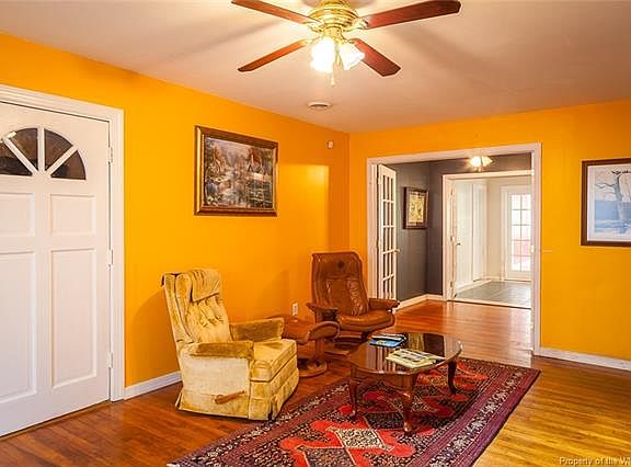 4th image of 1086 Wilkins Dr