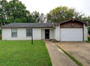 1606 Natches Dr, Arlington, TX 76014