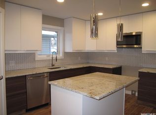 2261 McAra St, Regina, SK S4N2W2