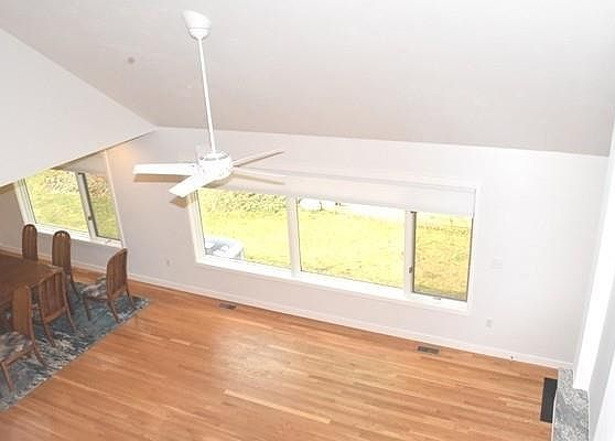 5th image of 54 Apple Valley Dr #54