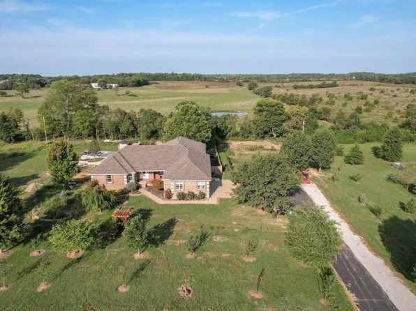 115 Harmony Lane, Sparta, MO 65753
