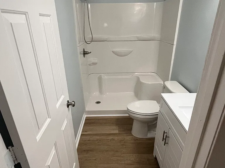 12 Oakwood Dr — Photo 3