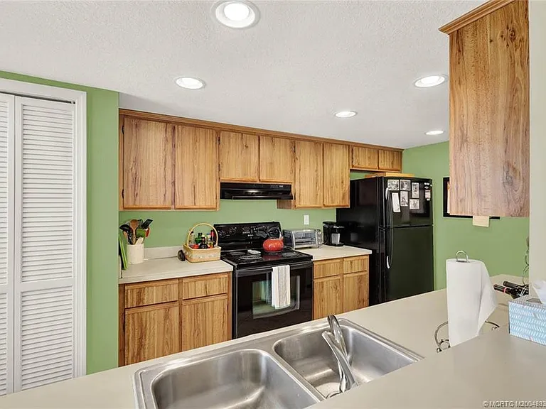 10044 S Ocean Dr #907 — Photo 37
