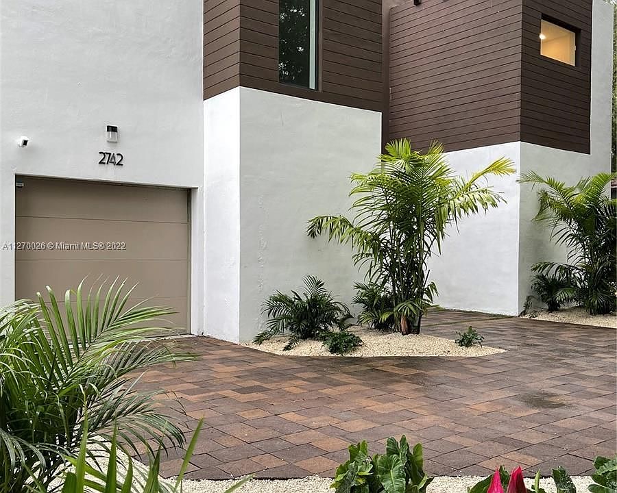 1st image of 2742 SW 29th Ave #2742
