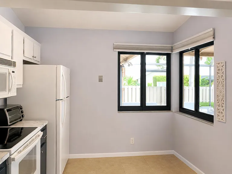 5734 Northpointe Ln — Photo 7