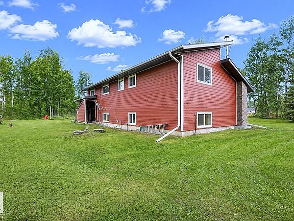 3rd image of 624031 Range Rd #64