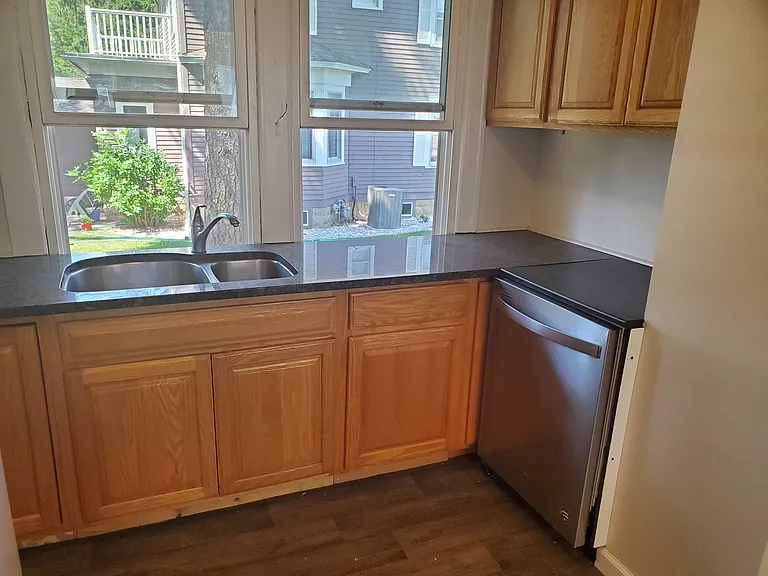 608 Red Wing Ave — Photo 13