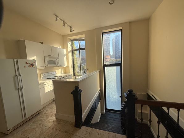 (undisclosed Address)