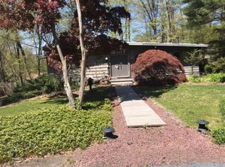 49 Whaleback Ter, Ringwood, NJ 07456